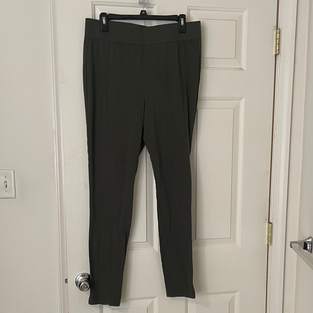 Avon Women's Two Pair Leggings